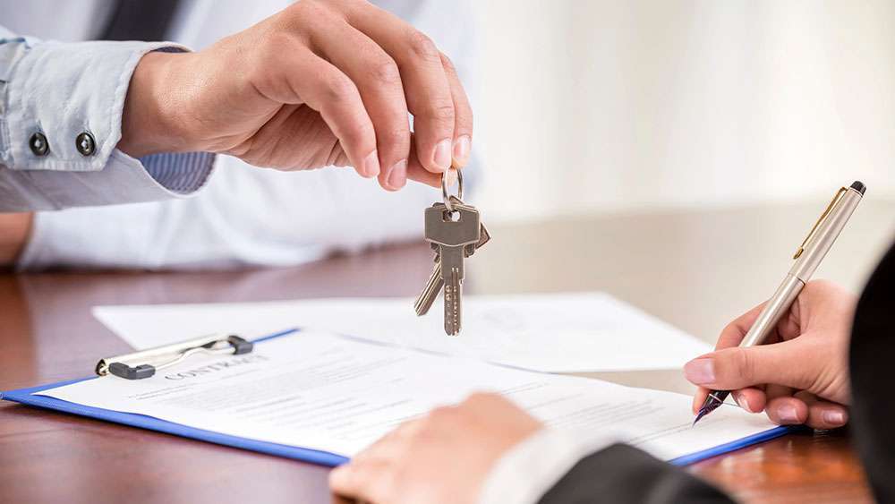 Preparing for Closing: Understanding the Final Steps of the Home Selling Process Sell your home and master the closing process with our comprehensive guide.